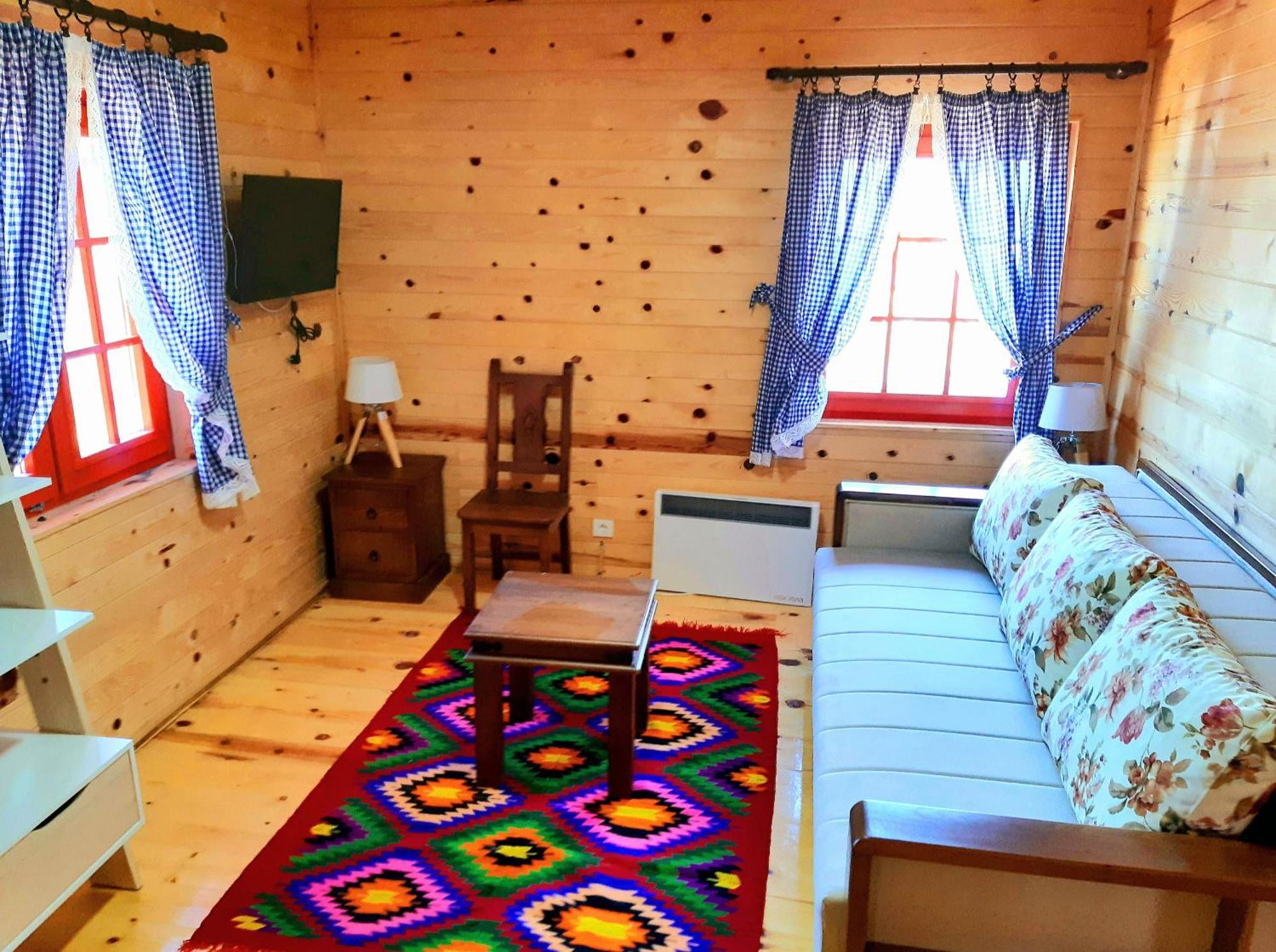 El Paso City, Zlatibor - Unique Wooden Cottages, Treehouse, Wild West Rooms, Accommodation 1-6 People Chambre photo